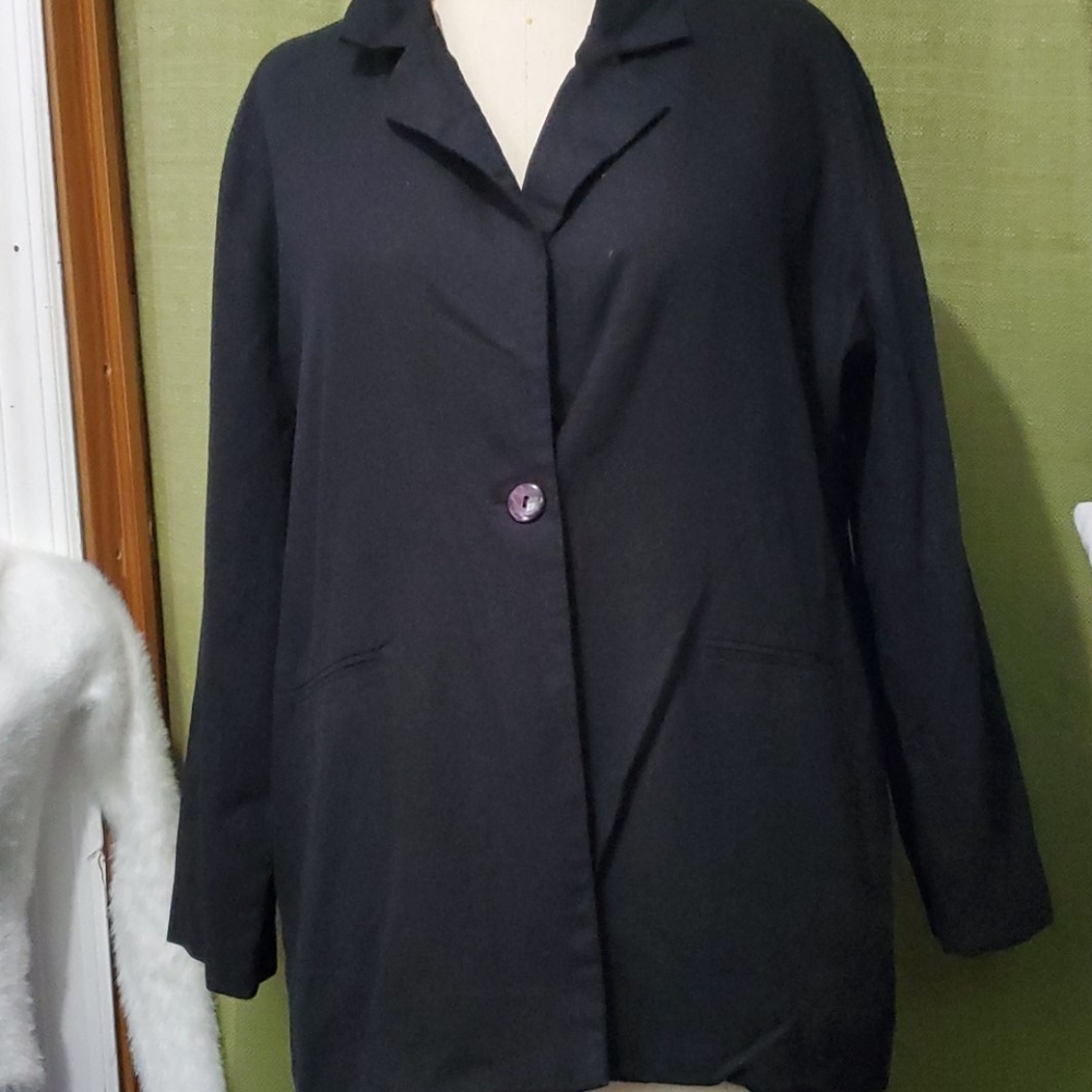 Salon Studio View 4